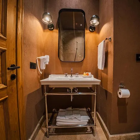 The Remote Hotel 5*
