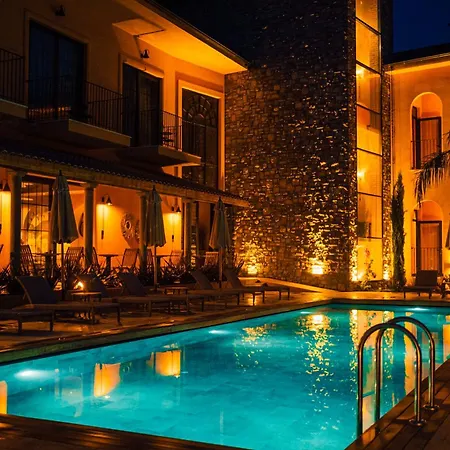 Hotel The Remote 5*