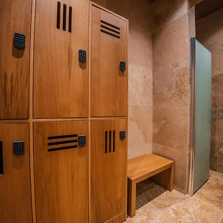 The Remote Hotel