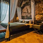 The Remote Hotel