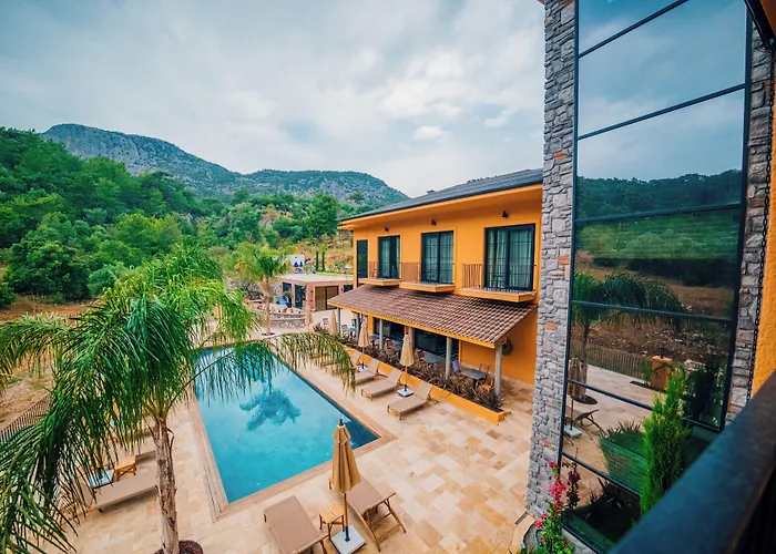 The Remote Hotel
